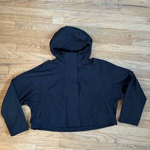 Lululemon Rain Chaser Cropped Jacket Waterproof Black size 6